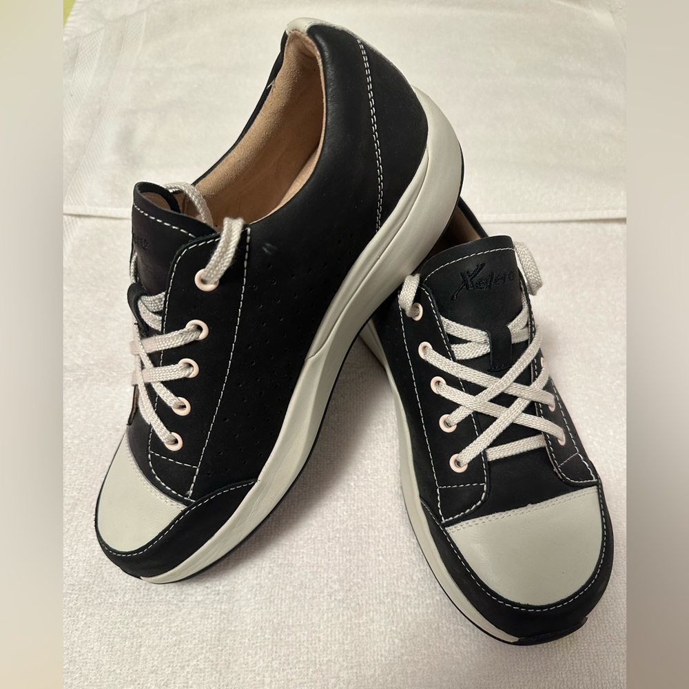 Xelero Heidi Black Ice